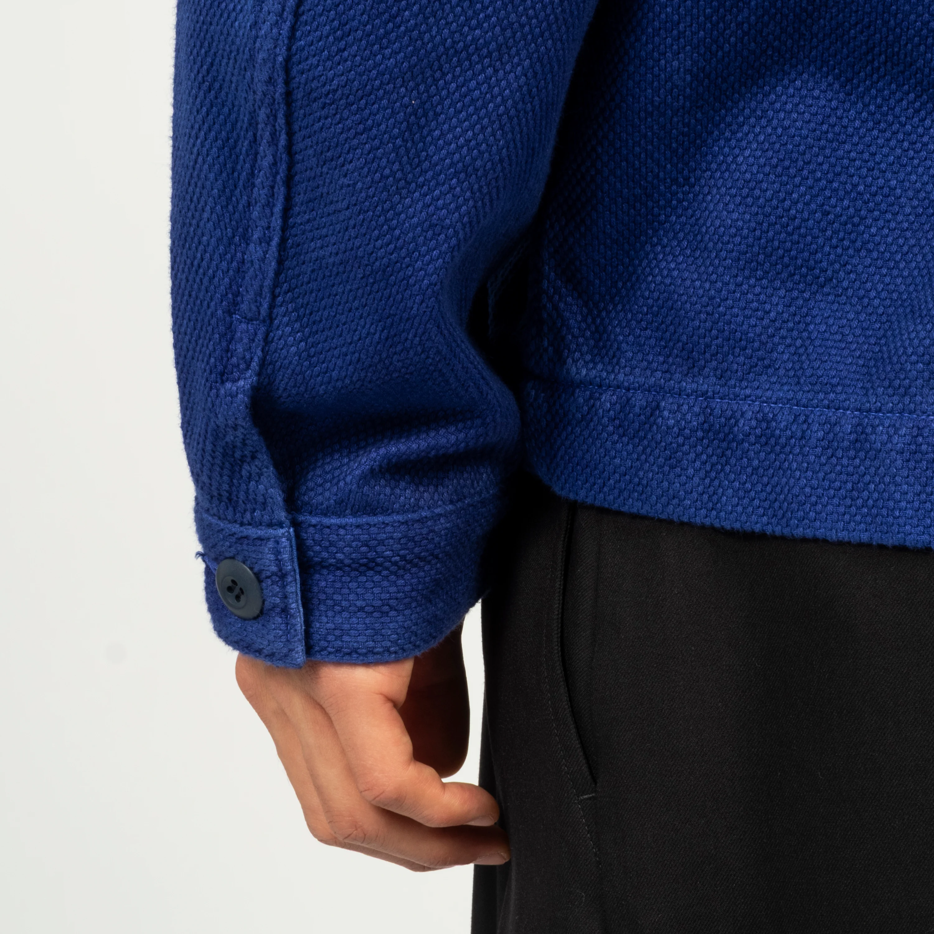 [BLUE BLUE JAPAN] WOVEN BLUE INDIGO SASHIKO HAND DYED ZIP UP JACKET _ INDIGO - Image 5