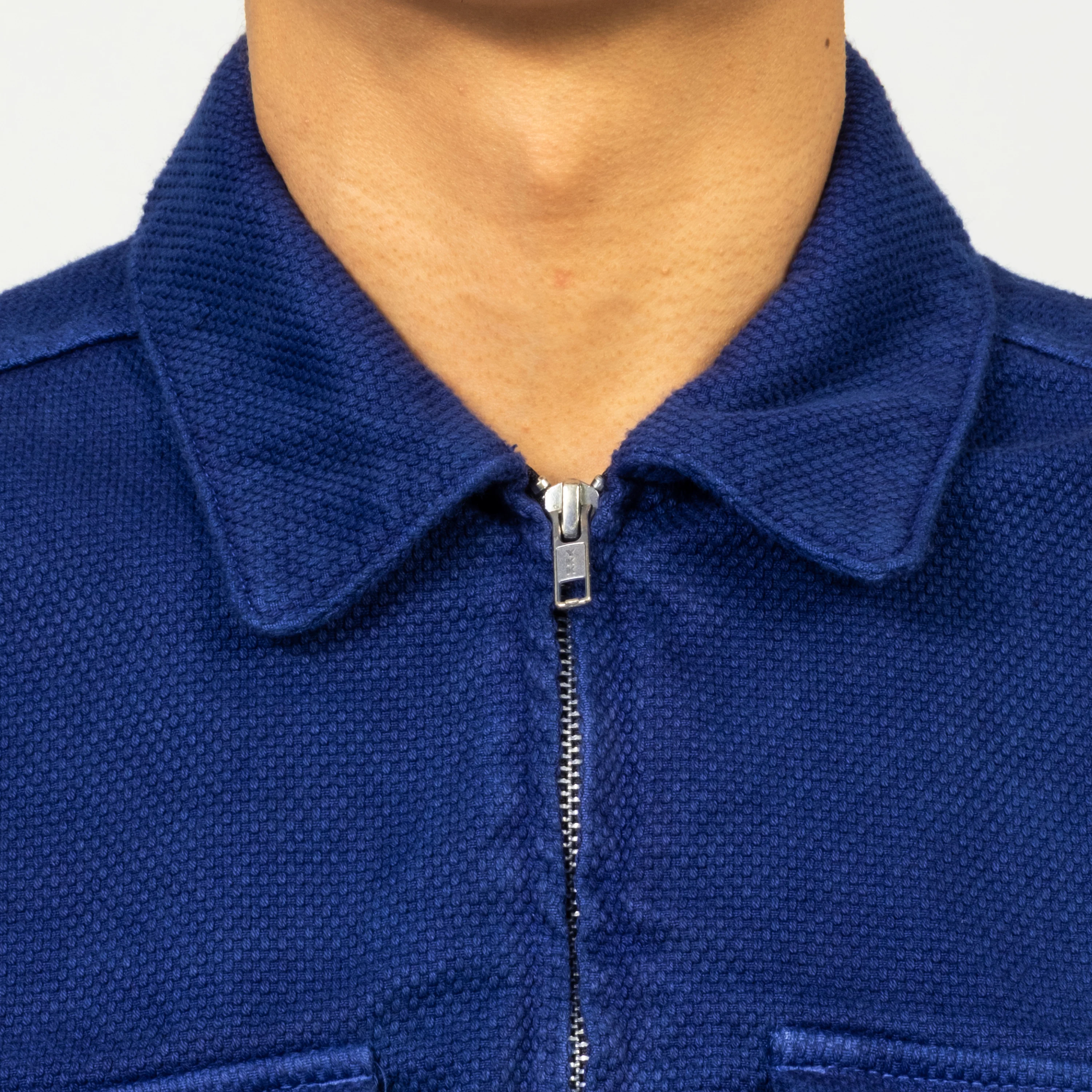 [BLUE BLUE JAPAN] WOVEN BLUE INDIGO SASHIKO HAND DYED ZIP UP JACKET _ INDIGO - Image 6