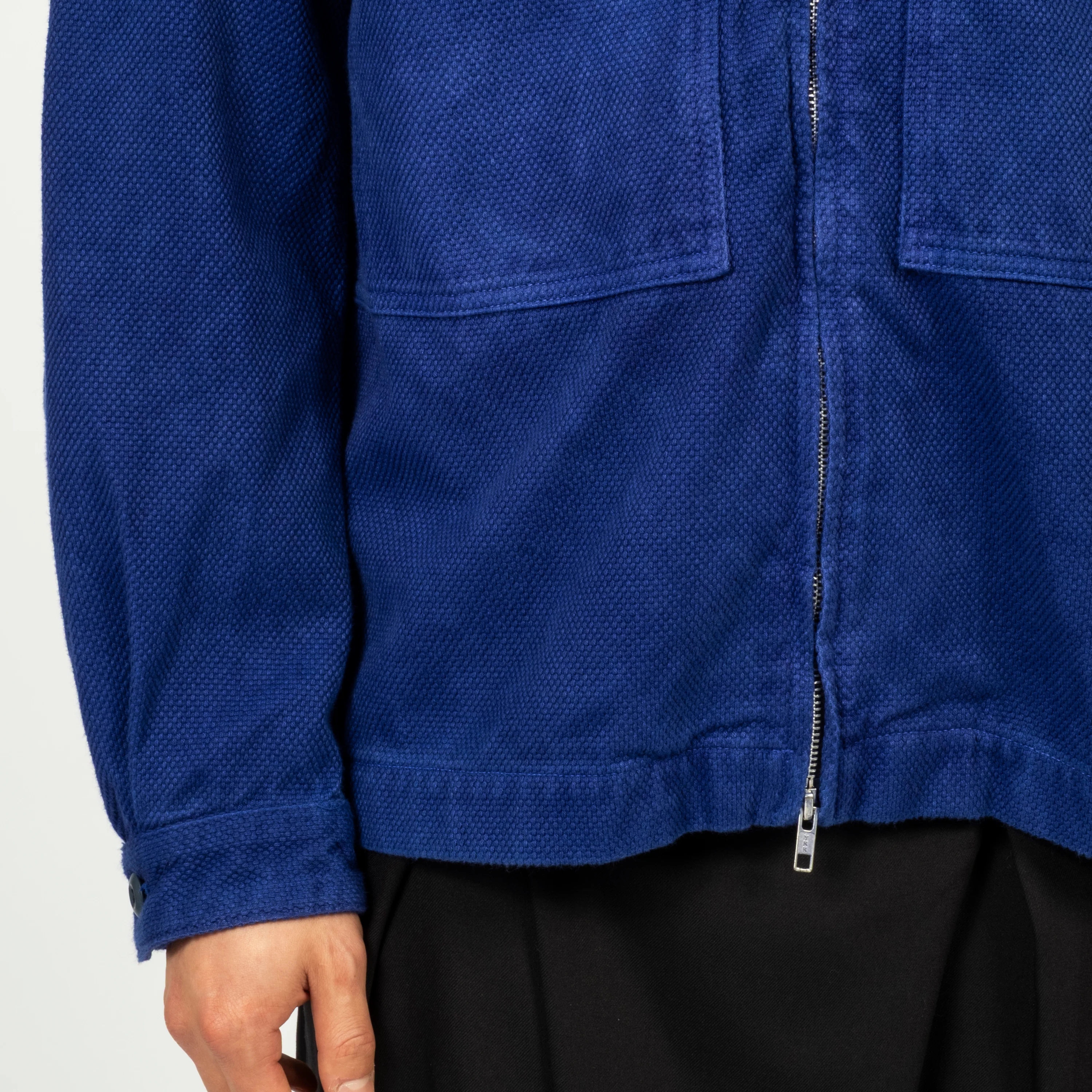 [BLUE BLUE JAPAN] WOVEN BLUE INDIGO SASHIKO HAND DYED ZIP UP JACKET _ INDIGO - Image 7