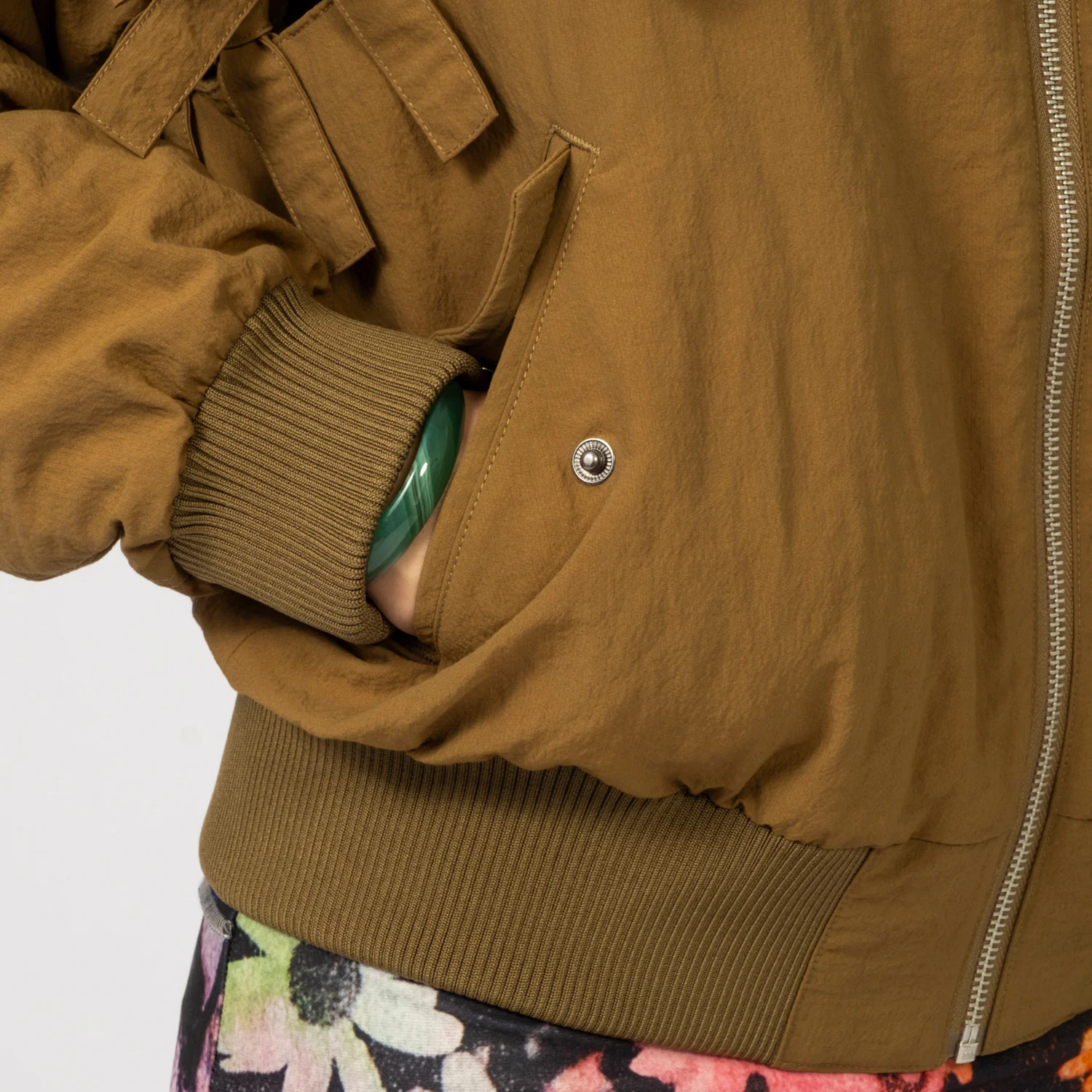 [PAM] HOCUS POCUS TIE-UP BOMBER - Image 6